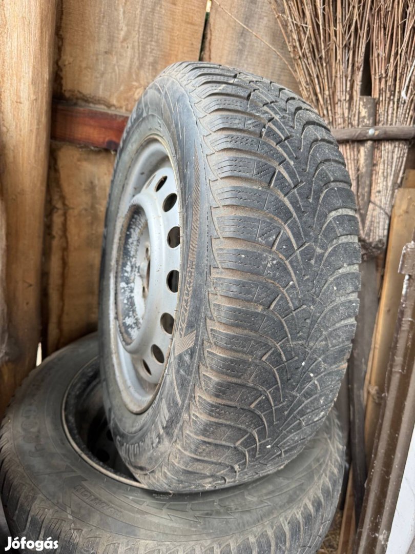 Goodyear ultragrip 9 teligumi