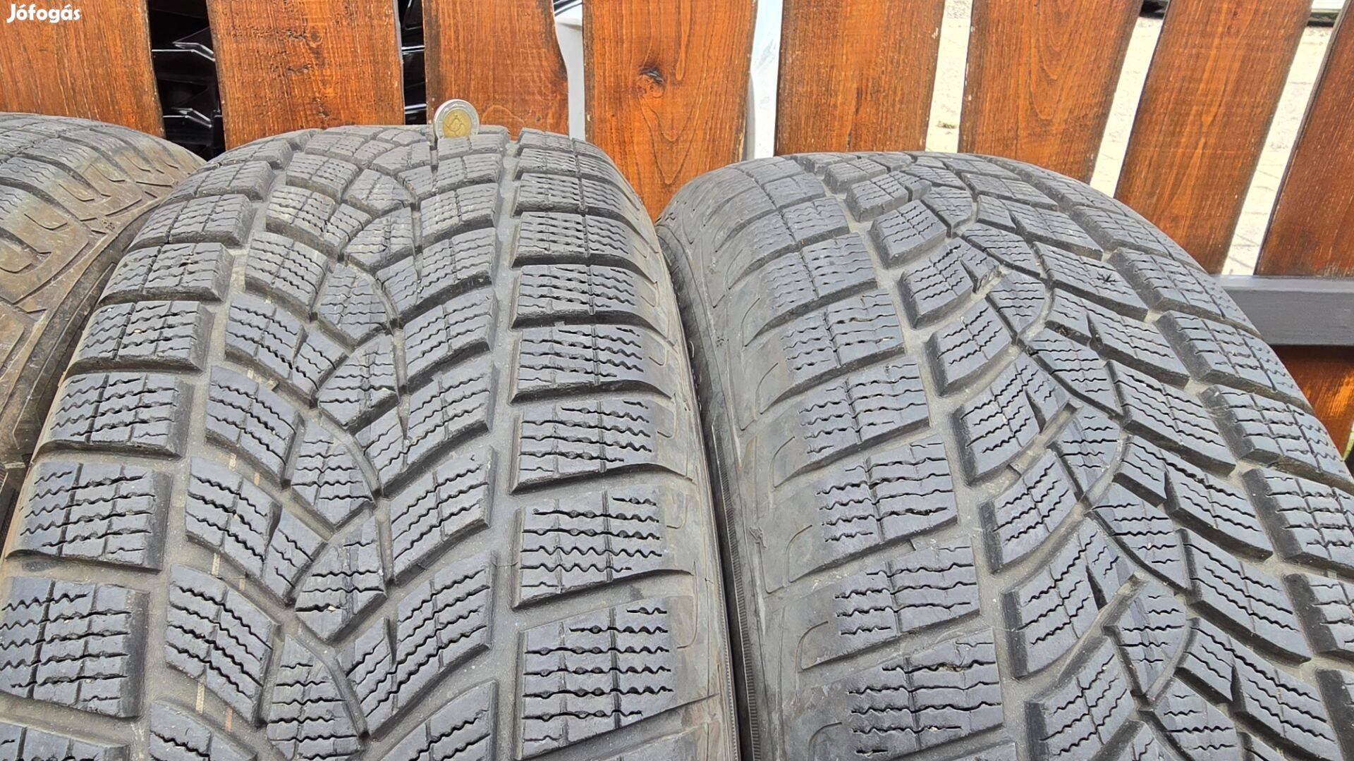 Goodyear ultragrip performance+ 108h téli gumi 235 65 r17