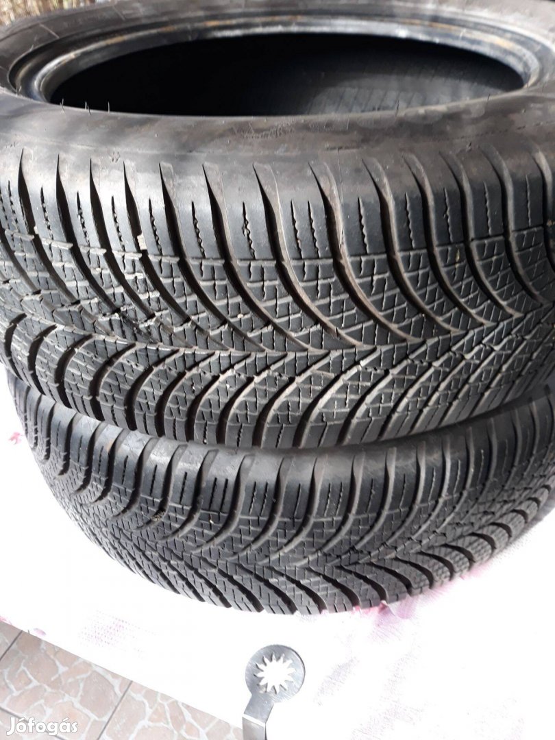 Goodyear vector 20555r16 négyévszakos