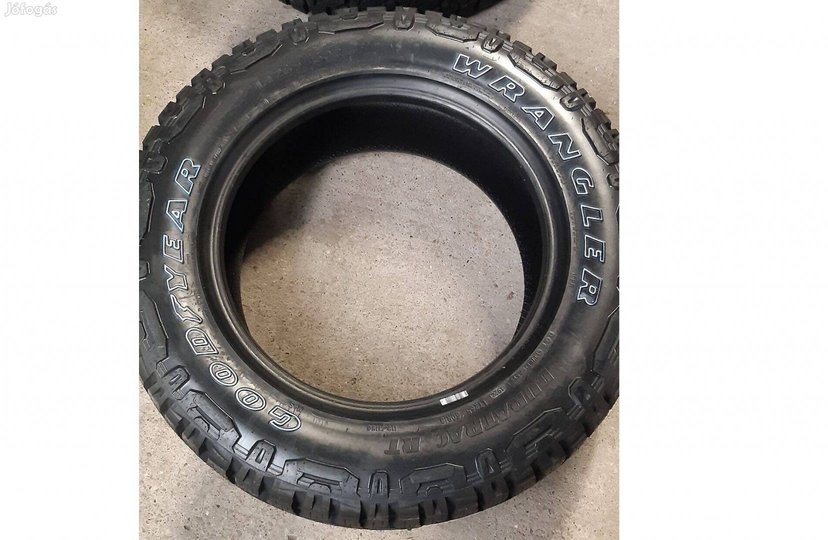 Goodyear wrangler duratrac rt 4x4