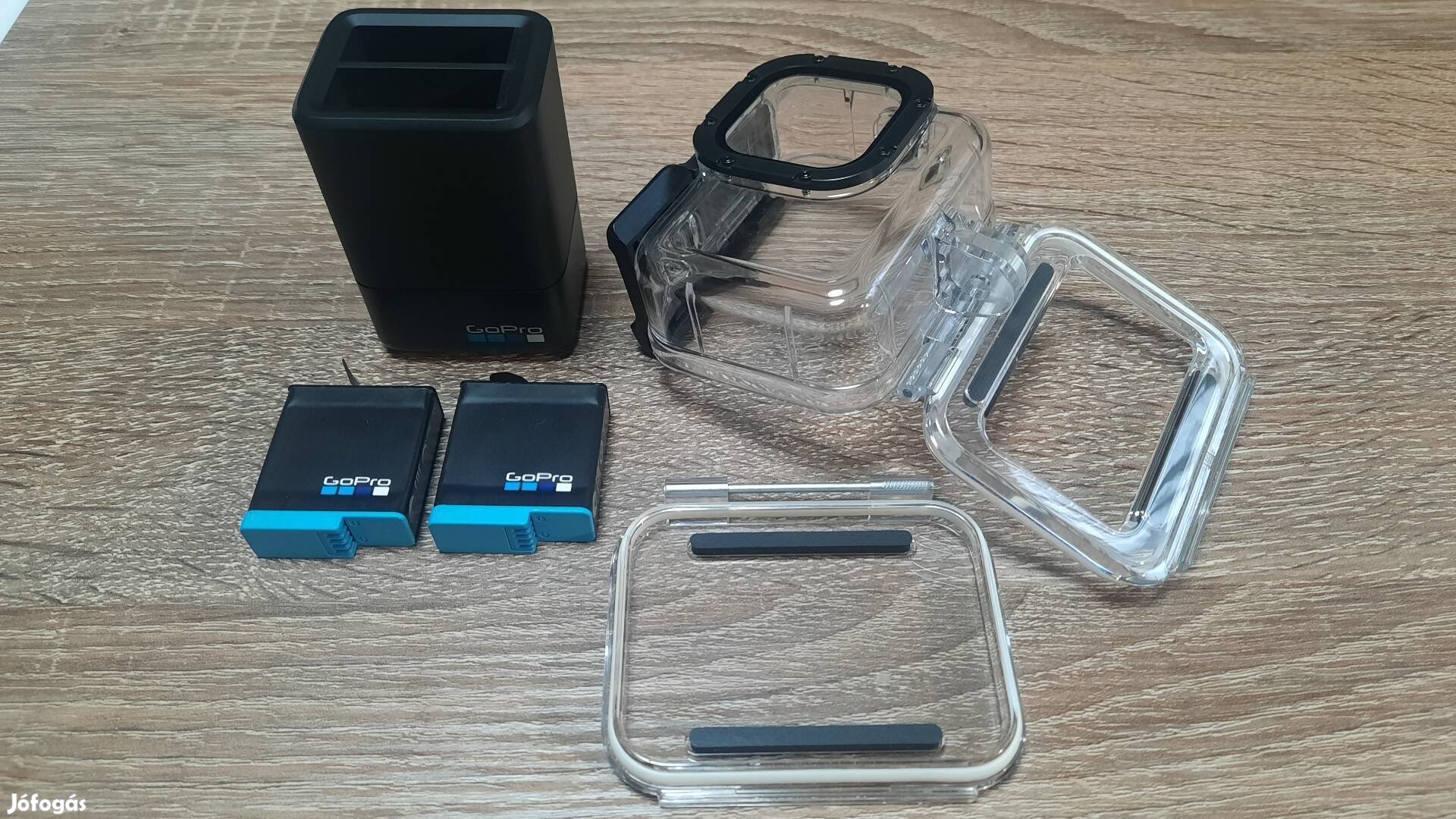 Gopro Hero 8 Black akkumlátor,dual töltő,kamera tok.