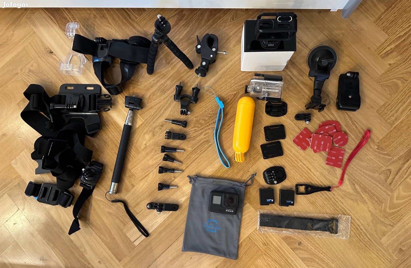 Gopro hero 7 black és rengeteg tartozék