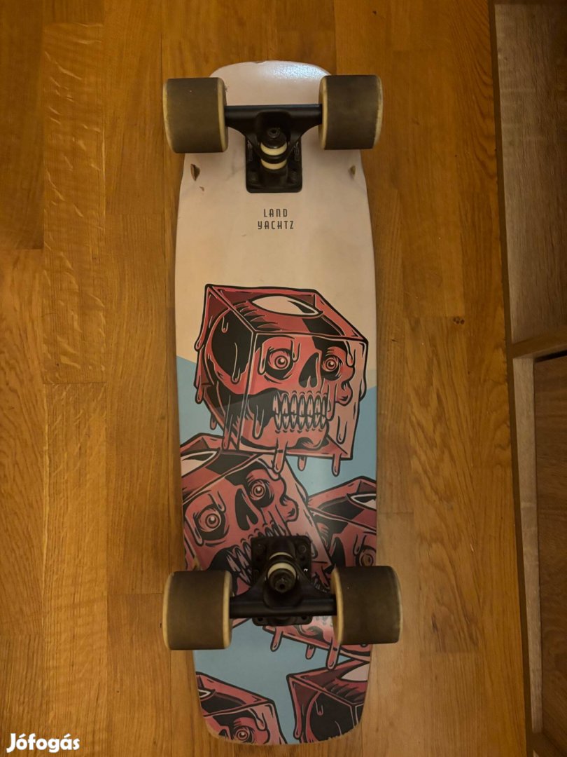Gördeszka Landyachtz Dinghy Coffin Cocktail