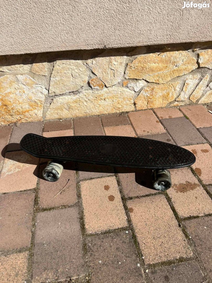 Gördeszka Street surfing