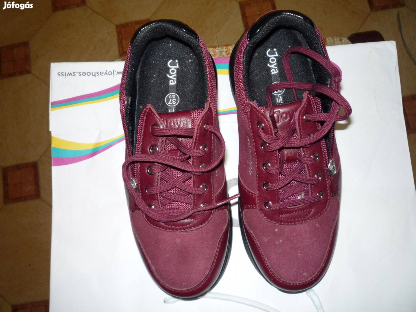 Gördülőtalpú svájci eredeti női Joja cipő