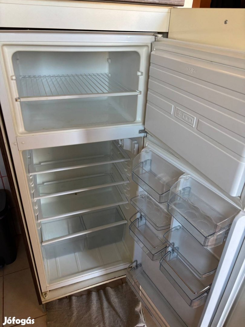 Gorenje RFI4121AW Beépíthető hűtő és fagyasztó szekrénnyel együtt