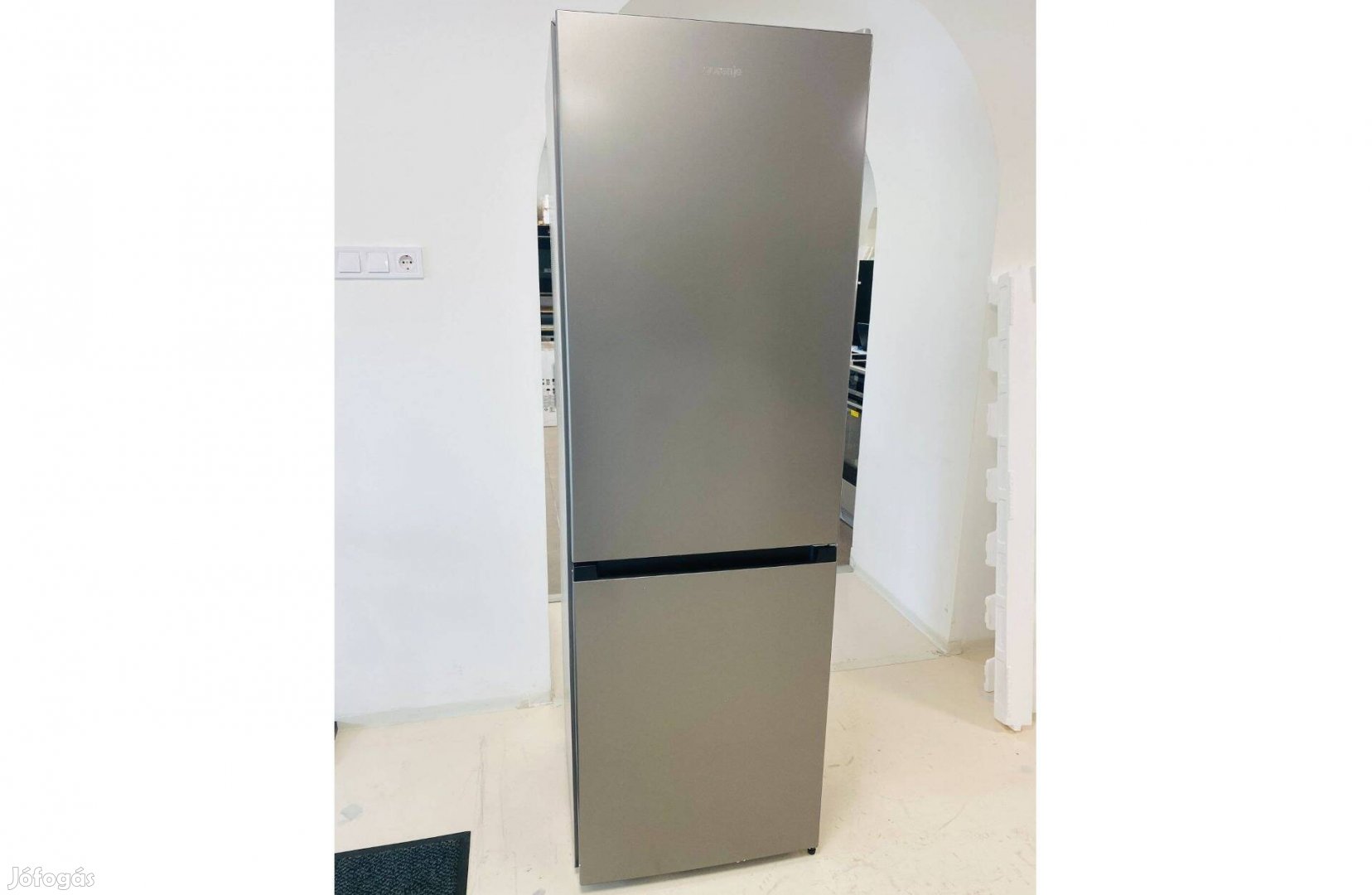 Gorenje RK6192Es4 Kombinált hűtőszekrény, 320L, M: 185 cm, E , Inox