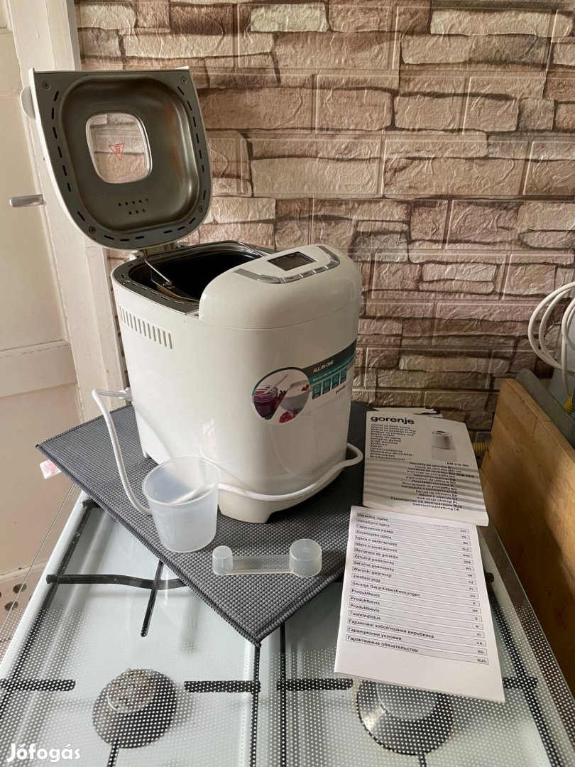 Gorenje kenyérsütő (BM910Wii)
