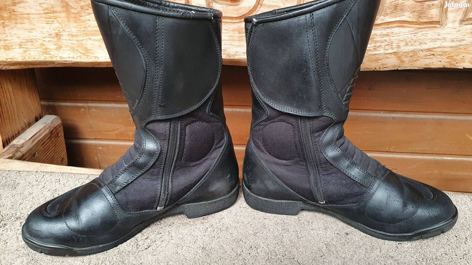 Goretex csizma 43 méret