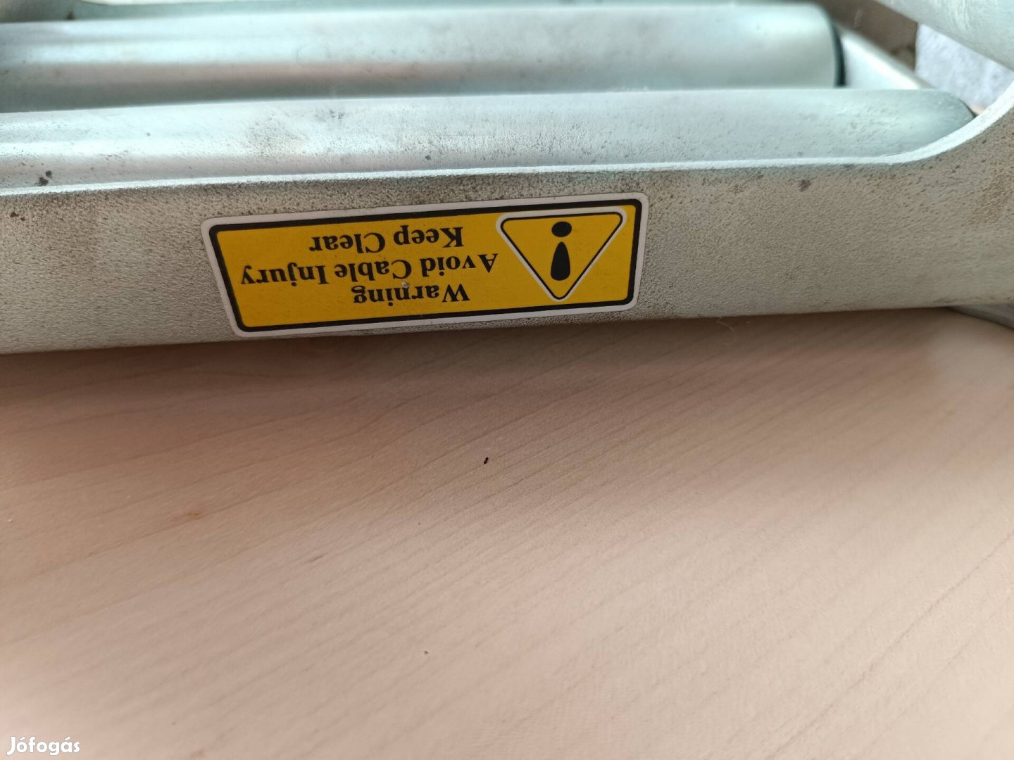 Görgős kötelvezető ablak