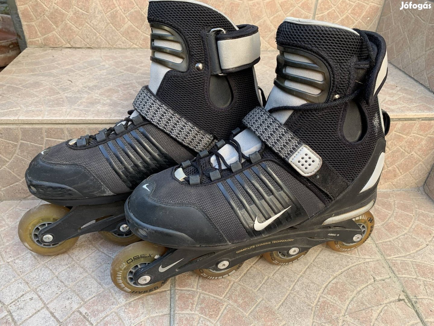 Görkorcsolya Nike 44-es