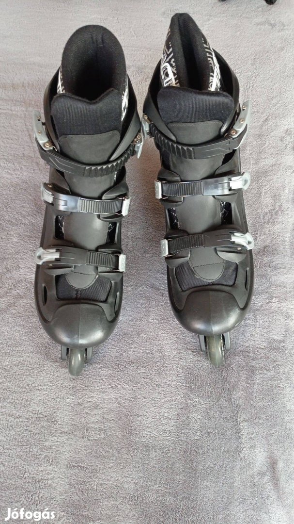 Görkorcsolya, nem használt, 44-s eladó!