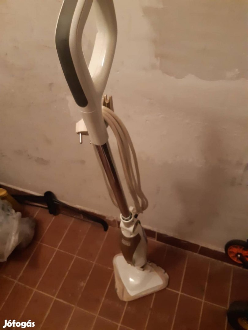 Gőztisztító gép