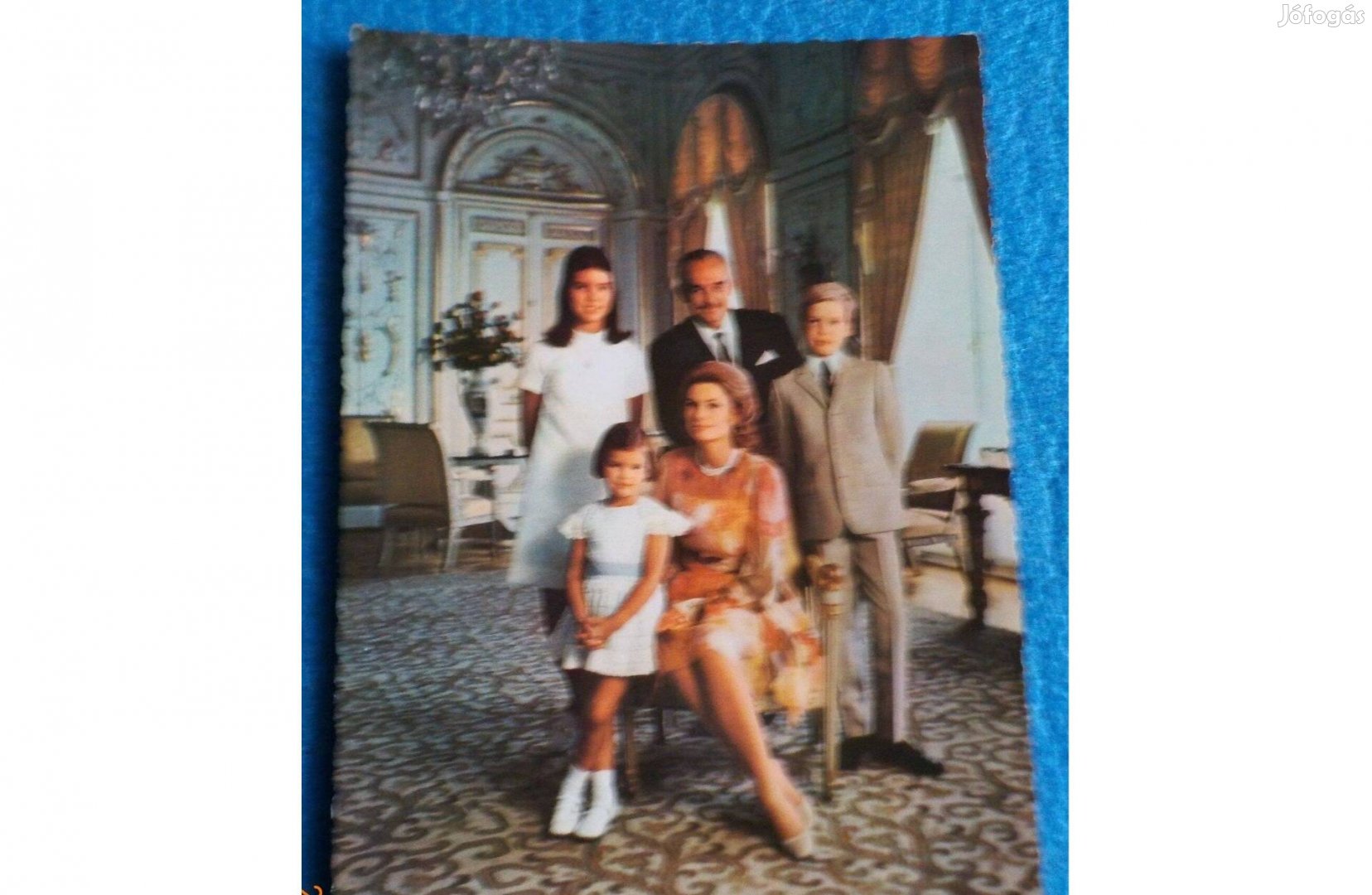 Grace Kelly ,képeslap családi portré . Érden