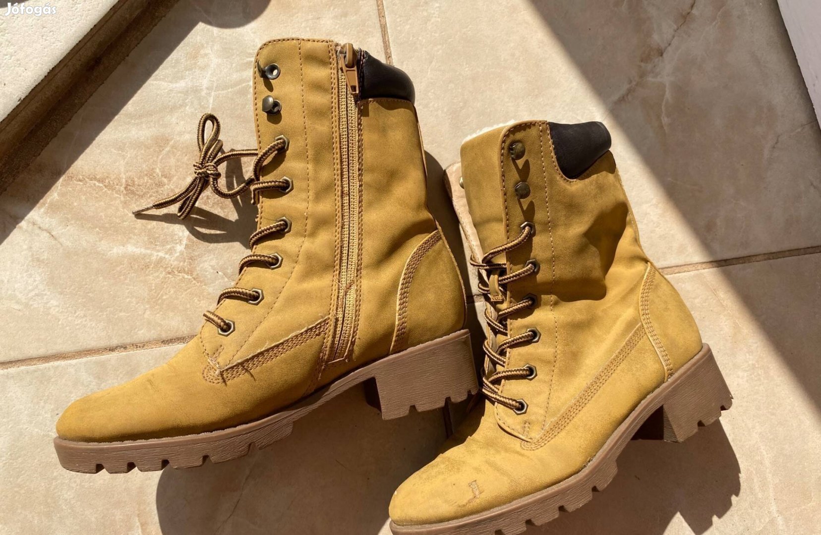 Graceland 32 lány bakancs 32-es bundás csizma