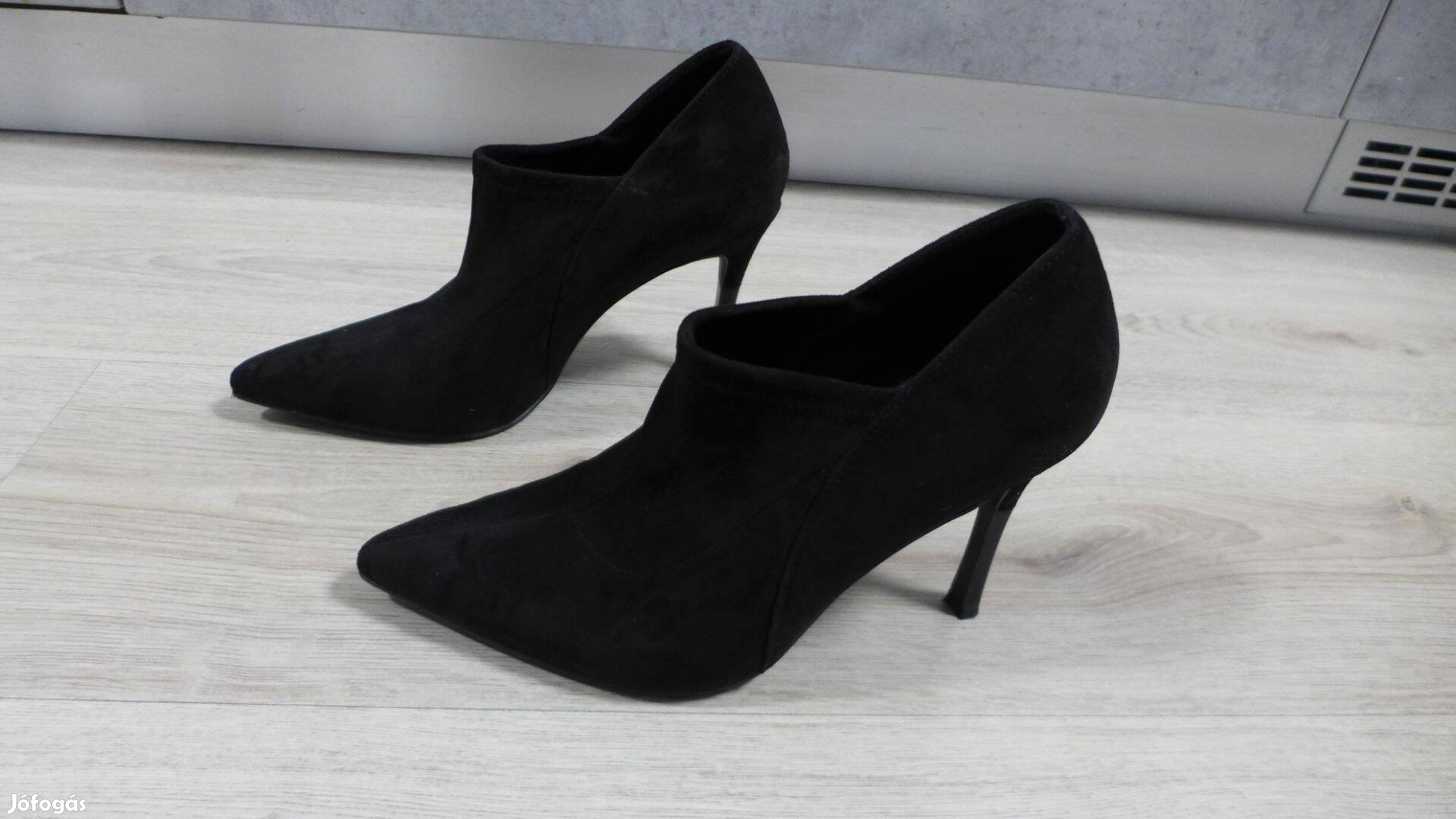 Graceland fekete velúr bokacsizma 39