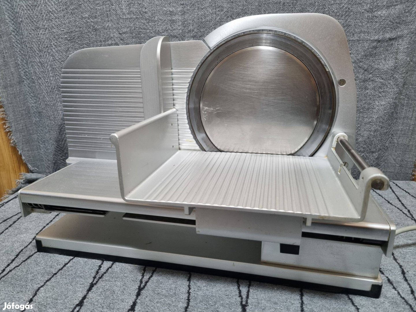 Graef A-2202 szeletelőgép