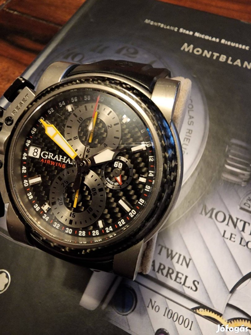 Graham Chronofighter Oversize titán-carbon