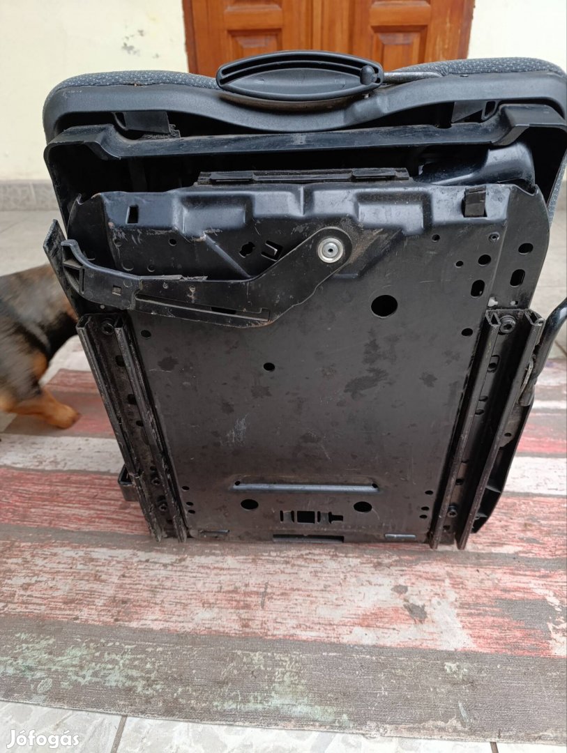 Grammer MSG 20 munkagép ülés.