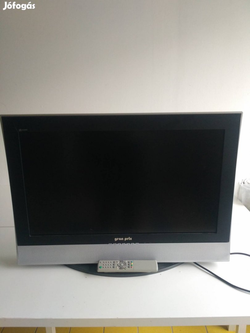 Gran prix 82cm LCD tv távirányítóval