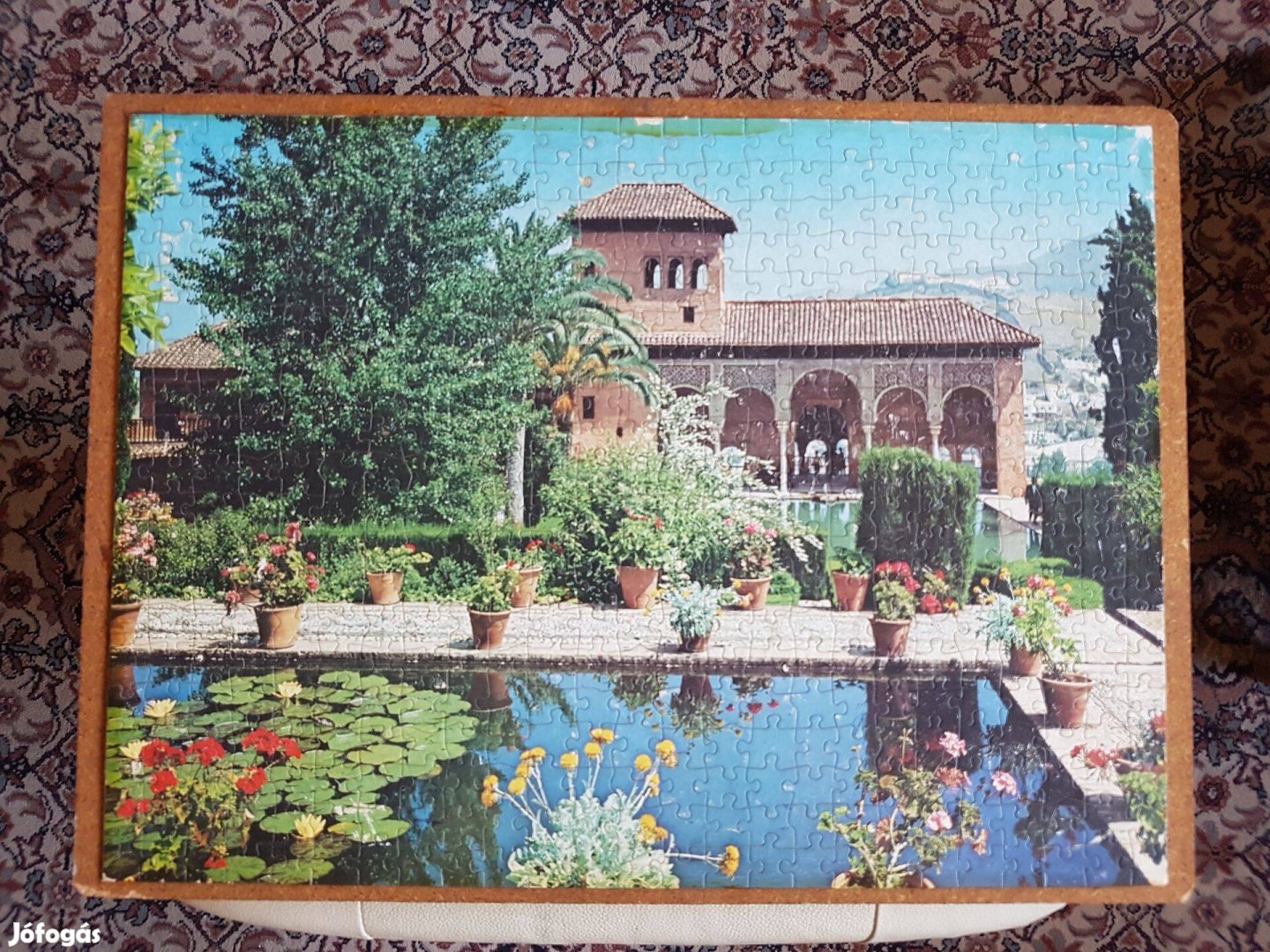Granadai Alphambra Partal palota Puzzle Falikép 500 db-os kirakott puz