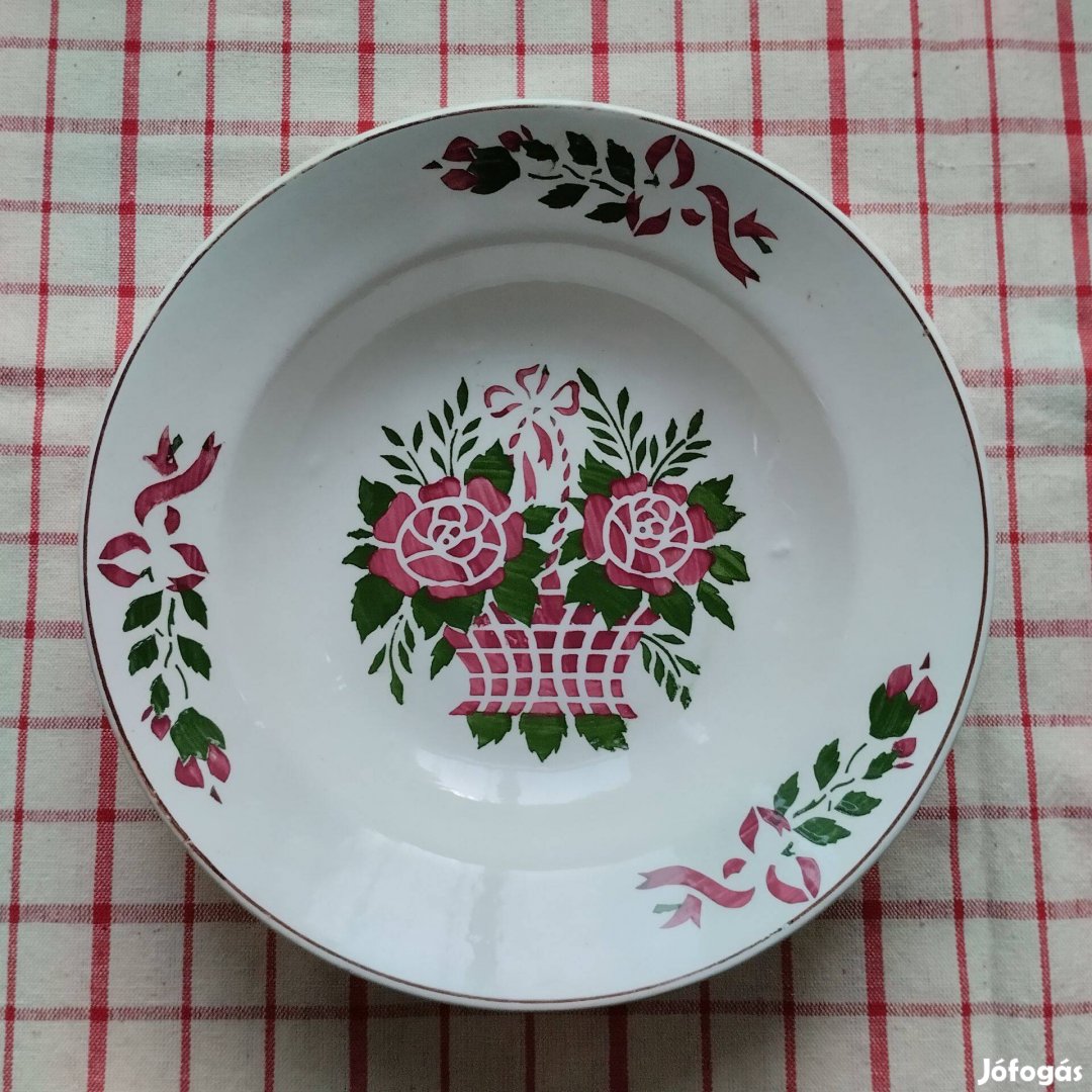 Gránit, "Virágkosár" mintás porcelán fali tányér Budapest