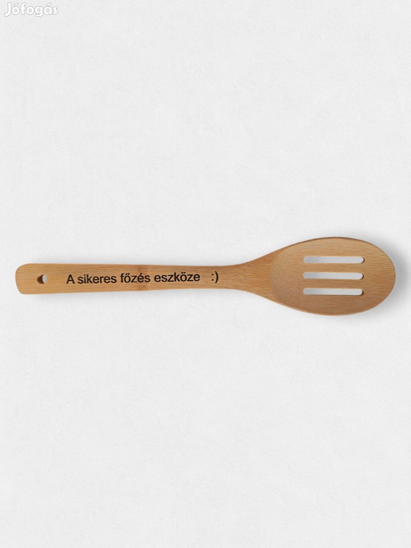 Gravírozott fakanál