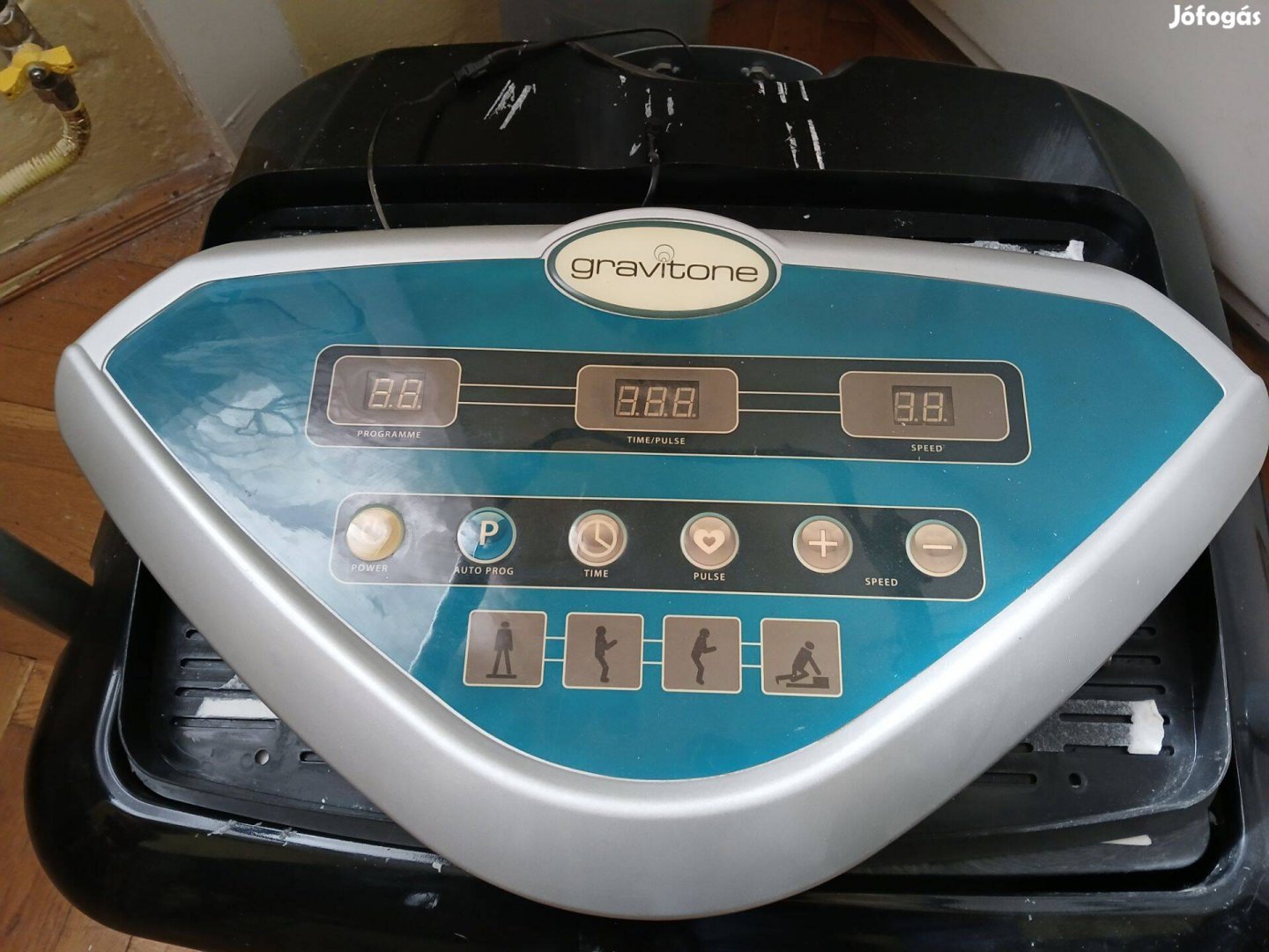 Gravitone vibrációs gép edzőgép hibás alkatrésznek vagy