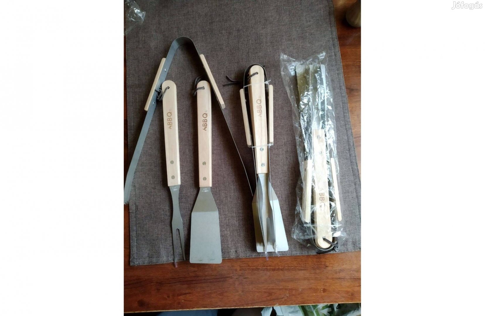 Grill Barbeuce Szett Fa Új Ajándékozható