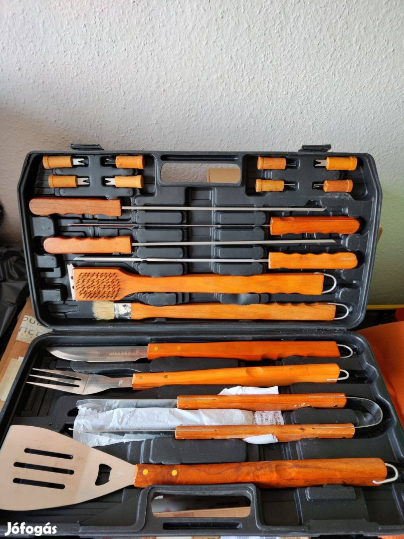 Grill szett 18 részes kofferben