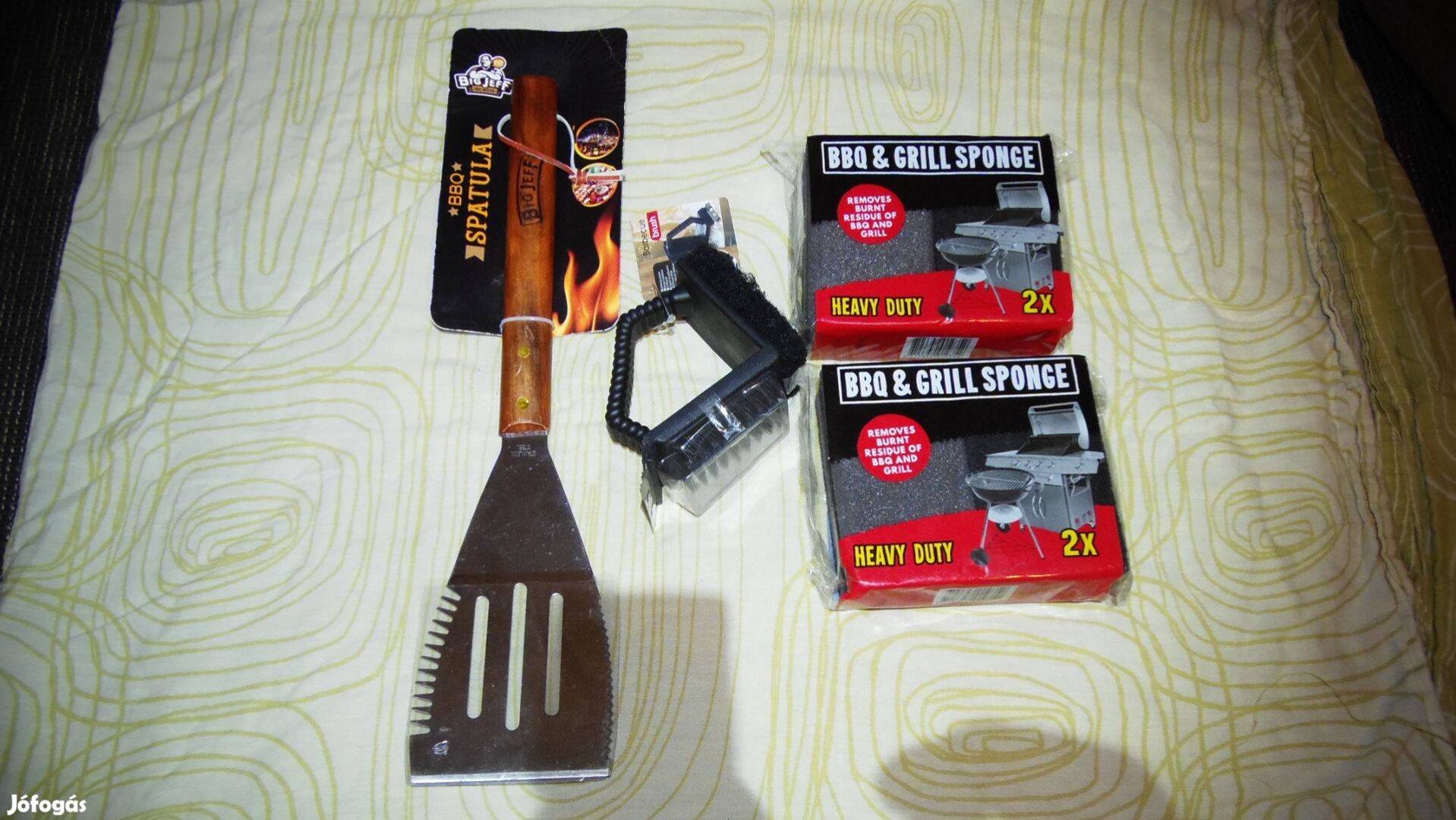 Grill tisztító készlet spatulával (4db)