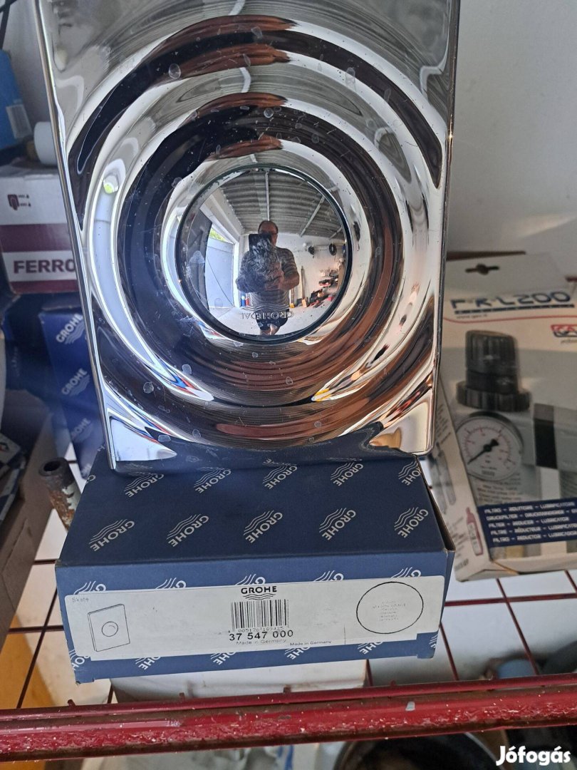 Grohe wc nyomólap