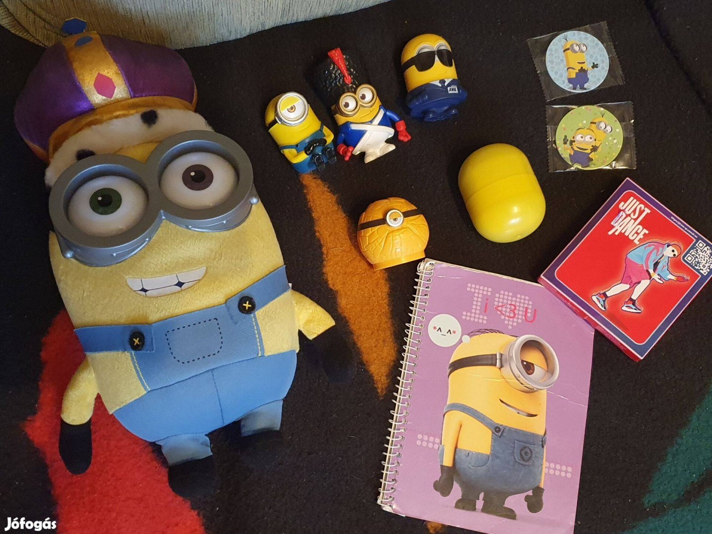 Gru Minyon figurák, füzet, puzzle -Minions, új