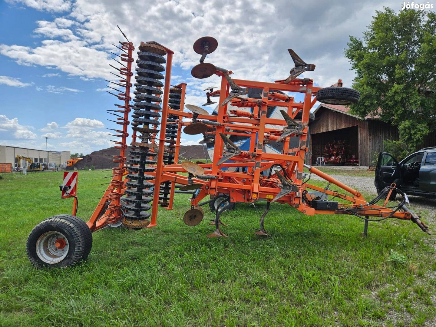 Gruber 6m Vontatott