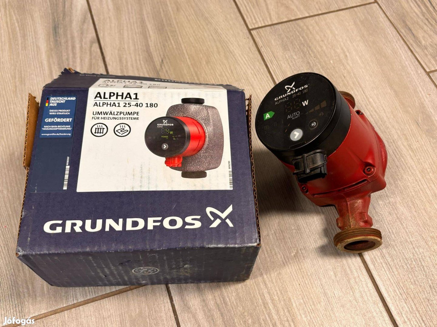 Grundfos Alpha2 25-40 Energiatakarékos Keringető Fűtési Szivattyú