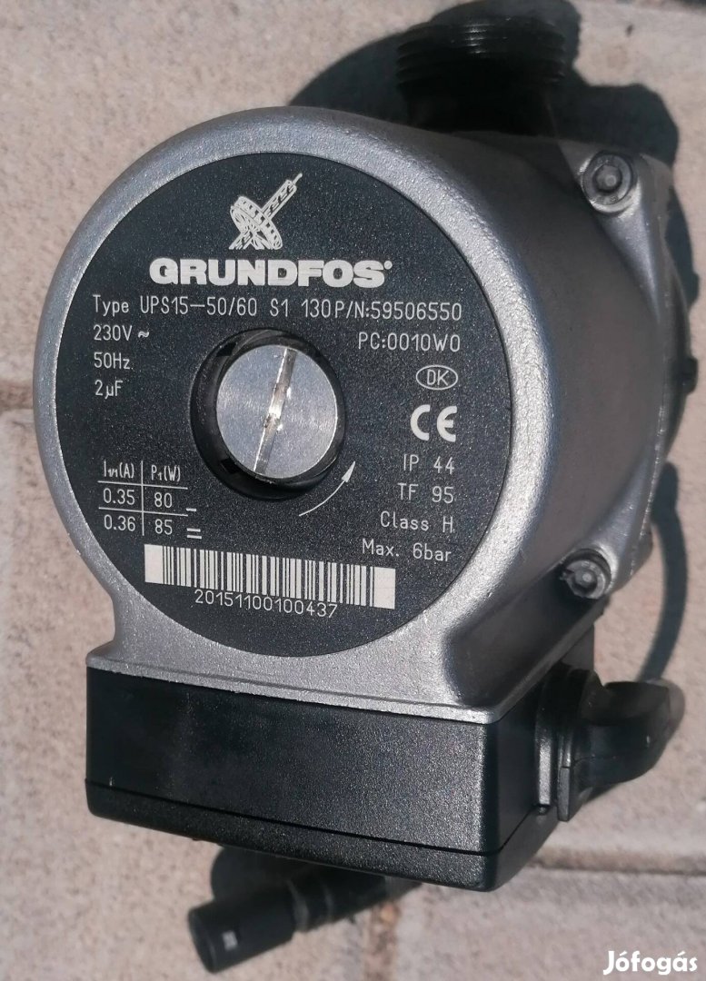 Grundfos UPS 15 50-60 keringető szivattyú csatlakozóval