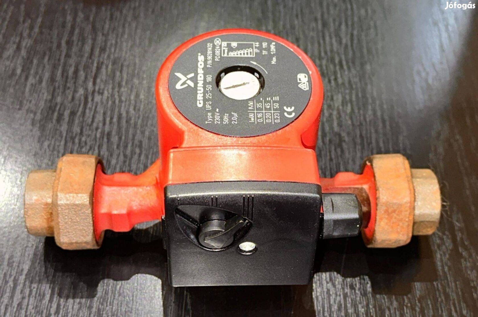 Grundfos UPS 25-50 180 keringető szivattyú