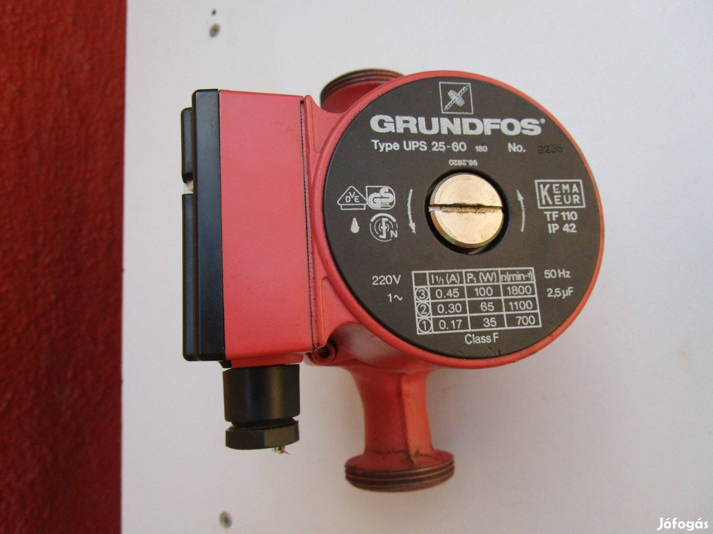 Grundfos UPS 25-60 180 használt szivattyú eladó
