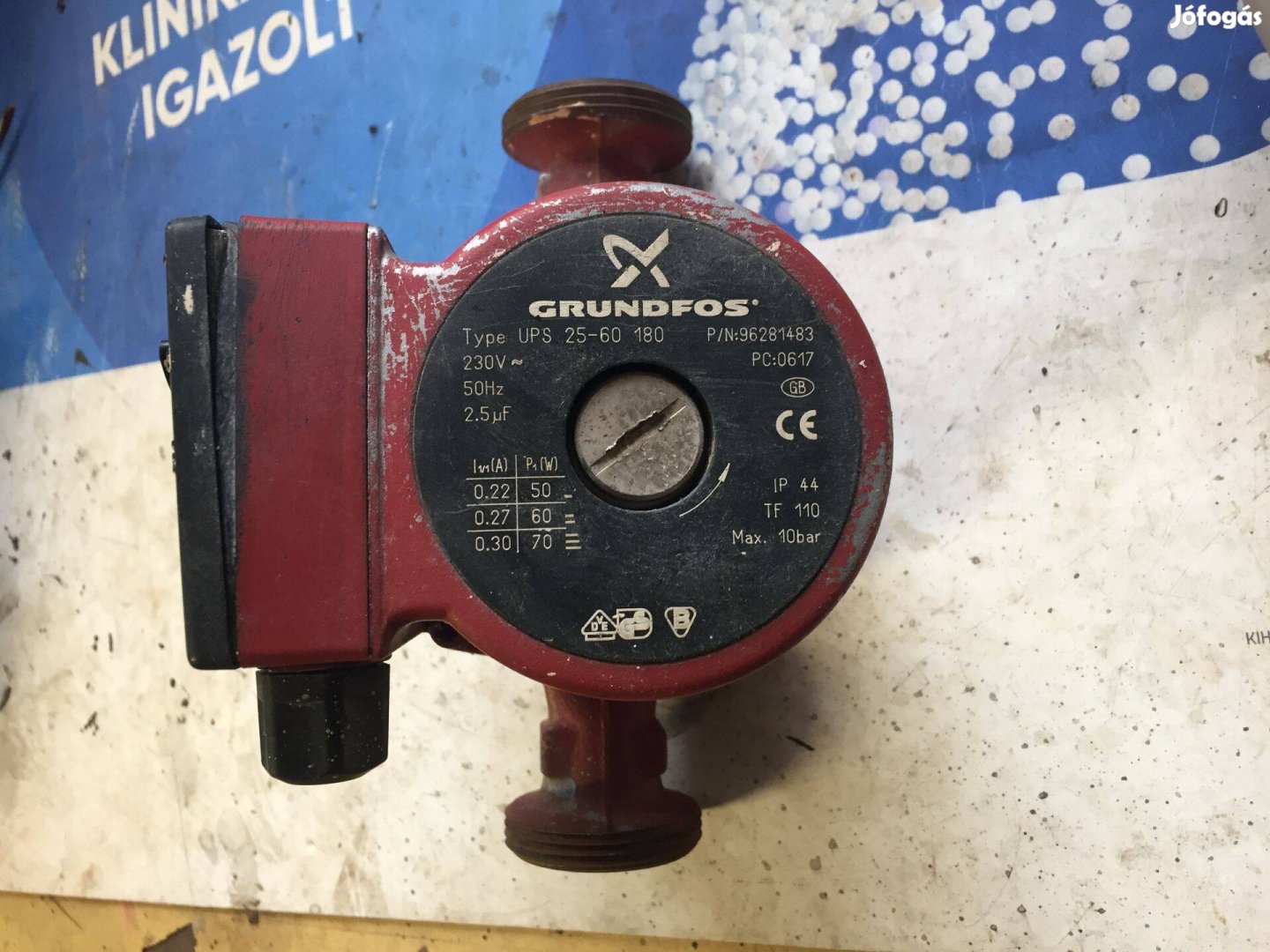 Grundfos keringető szivattyú eladó!