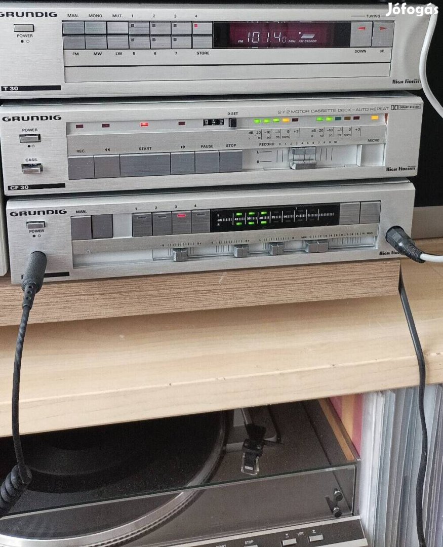 Grundig CF 30 hifi torony 