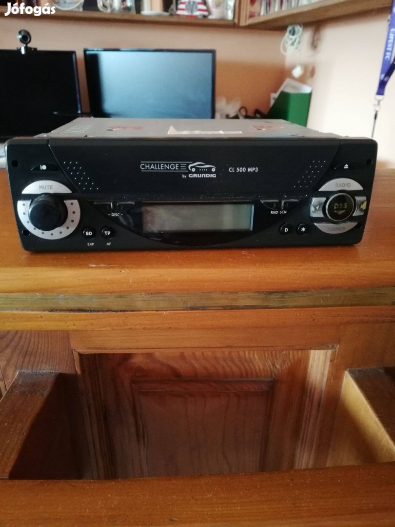 Grundig CL500 autórádió