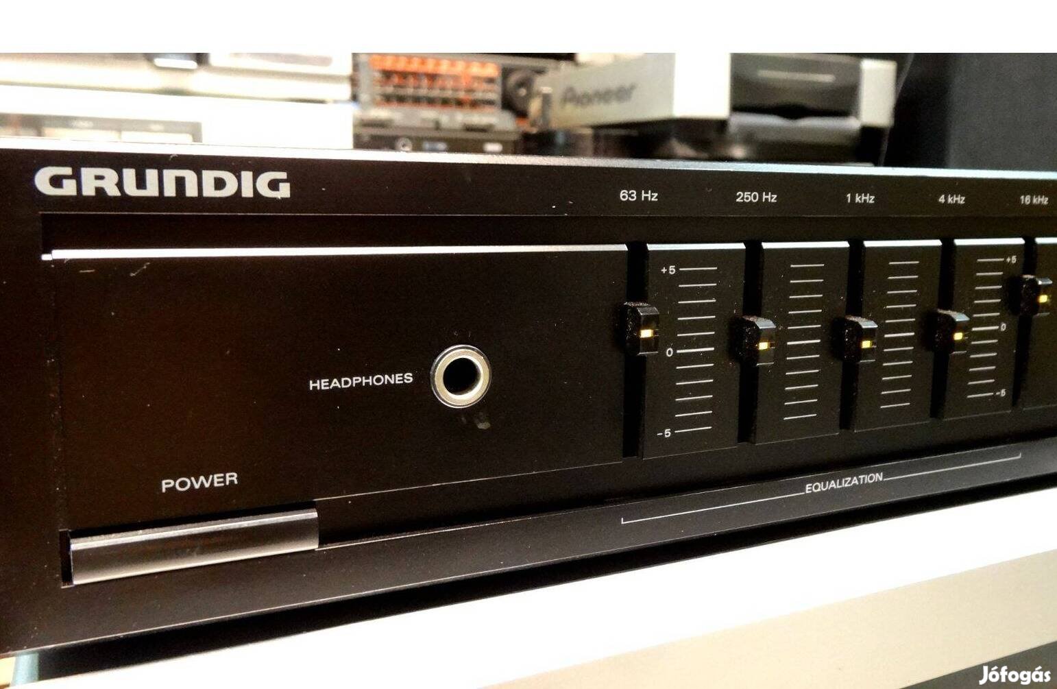 Grundig V 4200 erősítő