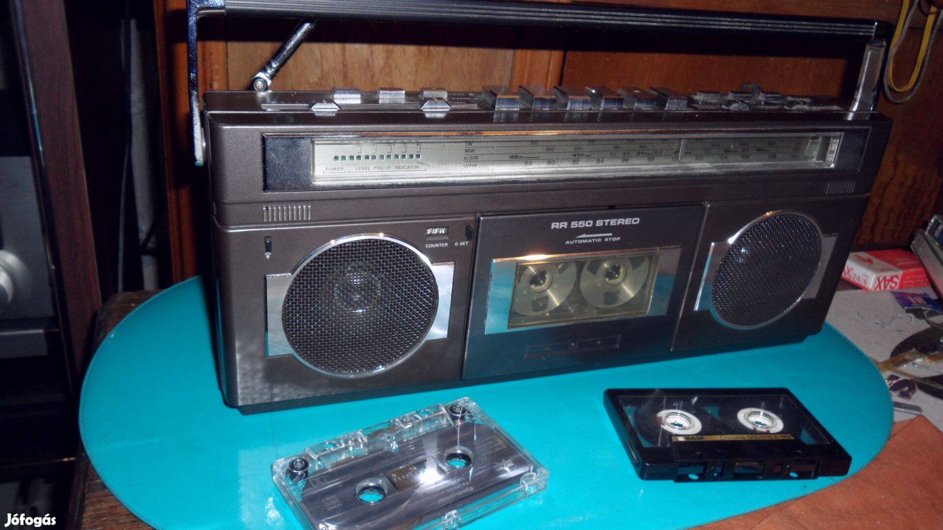 Grundig Vintage német kisméretű boombox rádió magnóval hibátlan