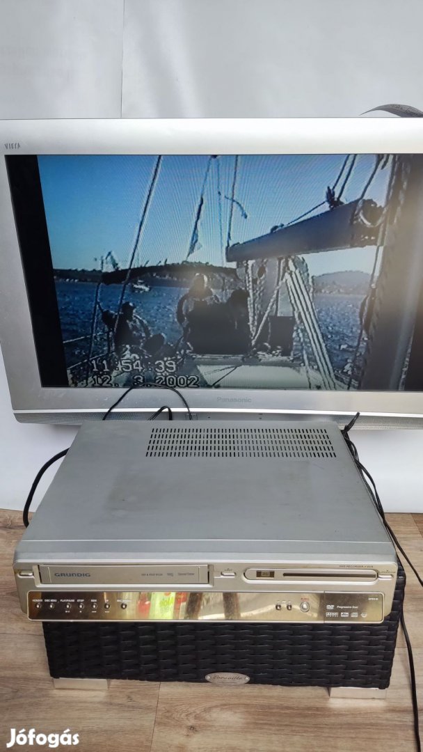 Grundig dvd és vhs kombó