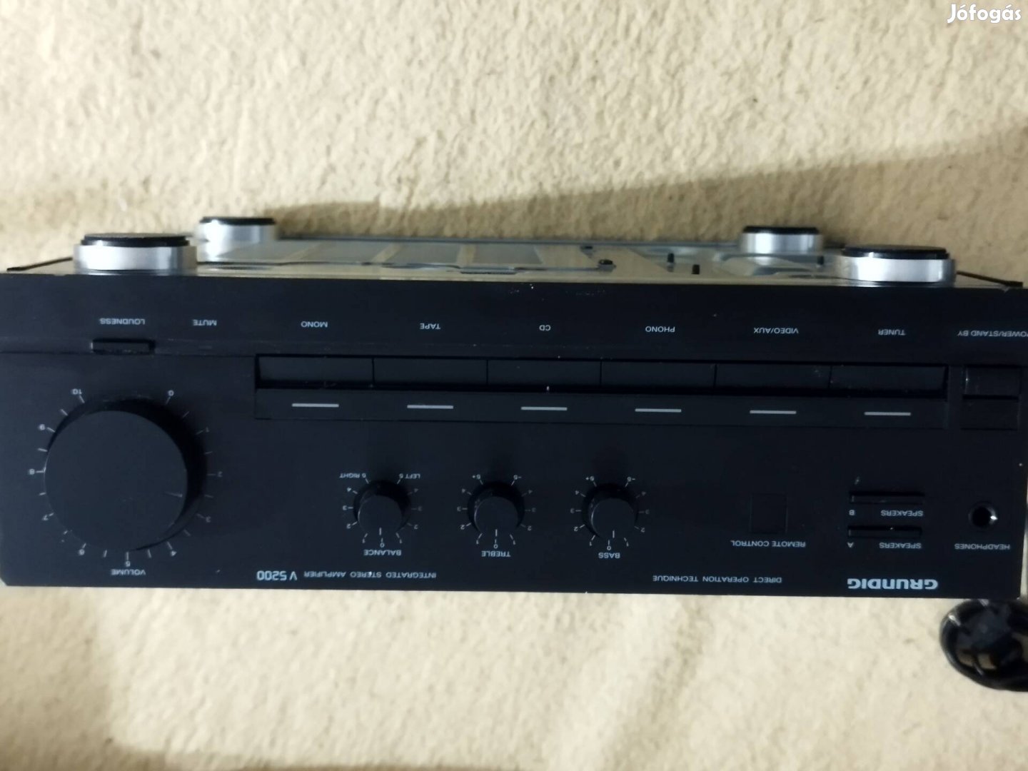 Grundig erősítő V5200