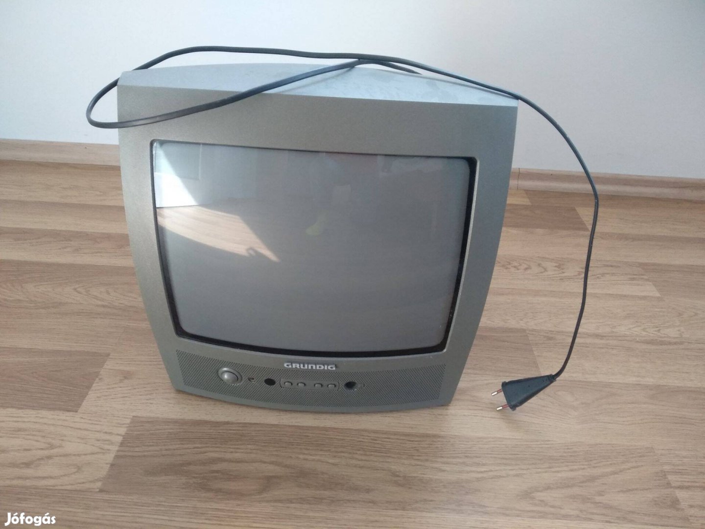 Grundig kicsi TV ingyen