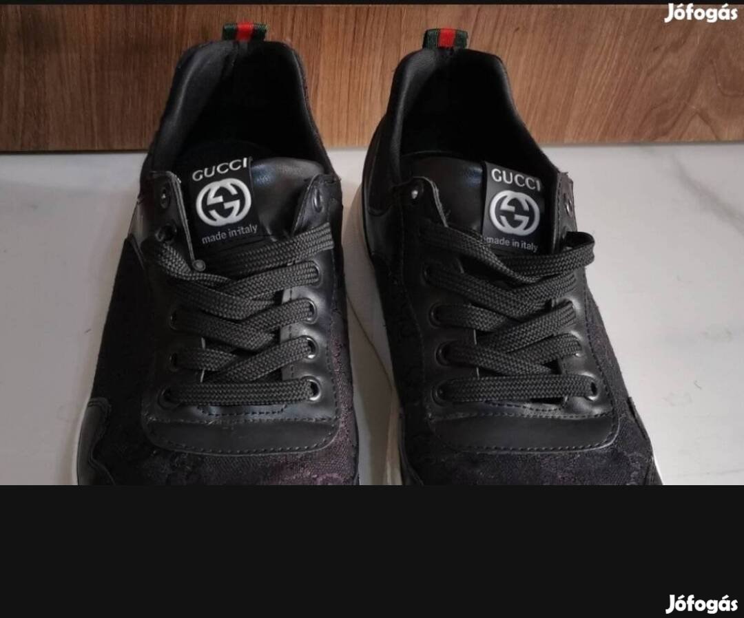 Gucci cipő. 