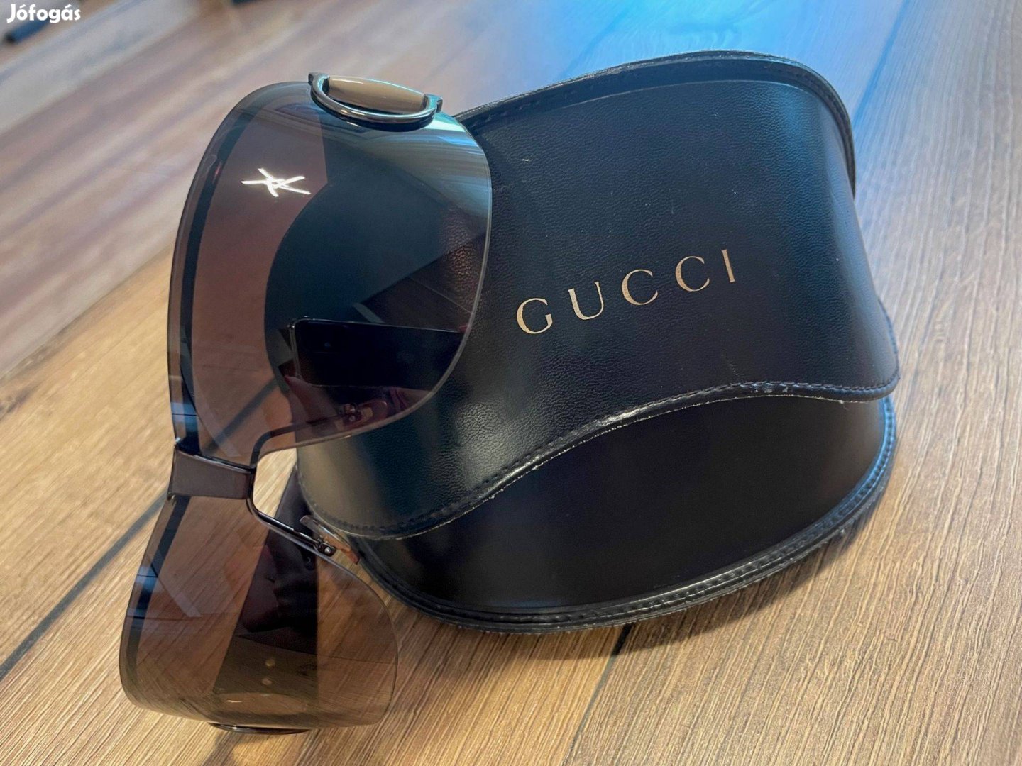 Gucci női napszemüveg eladó