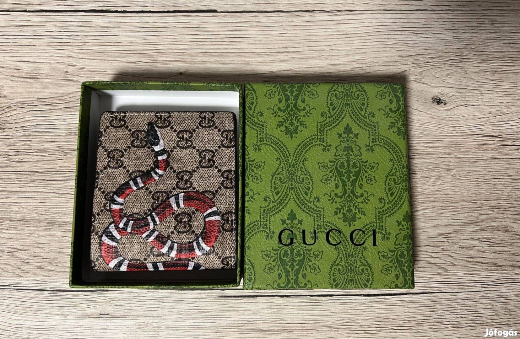 Gucci pénztárca Bifold Wallet Beige GG Supreme Signature Canvas