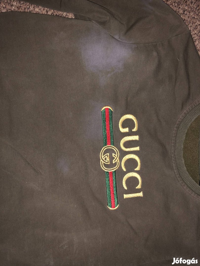 Gucci pulover 